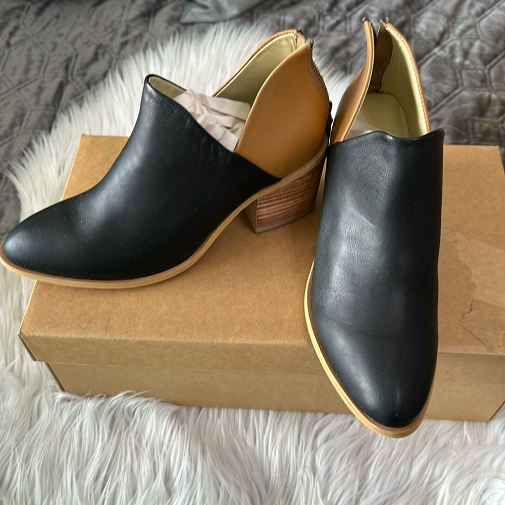 Sseko handmade leather two tone bootie